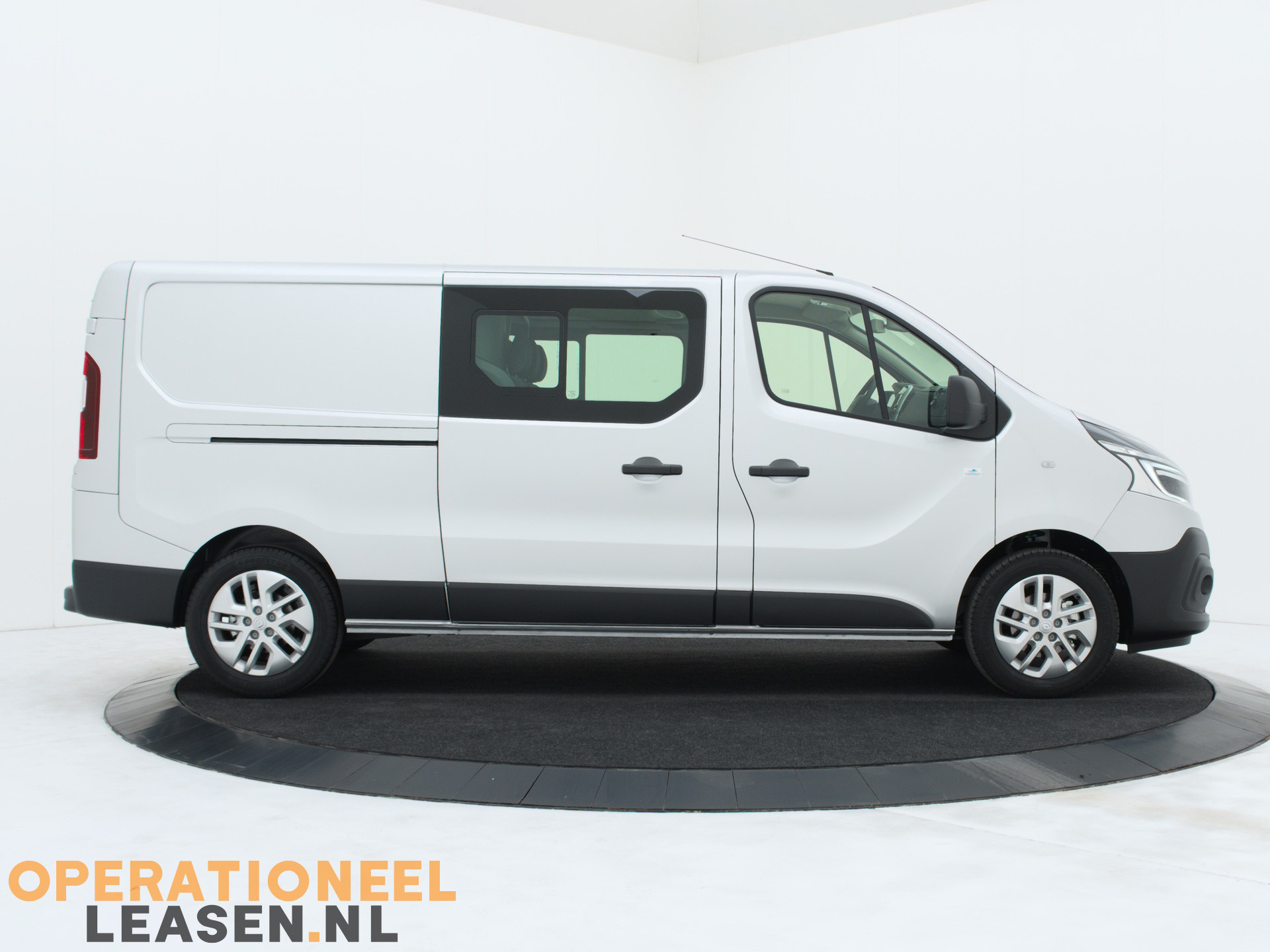 Operational lease Renault master traffic-13